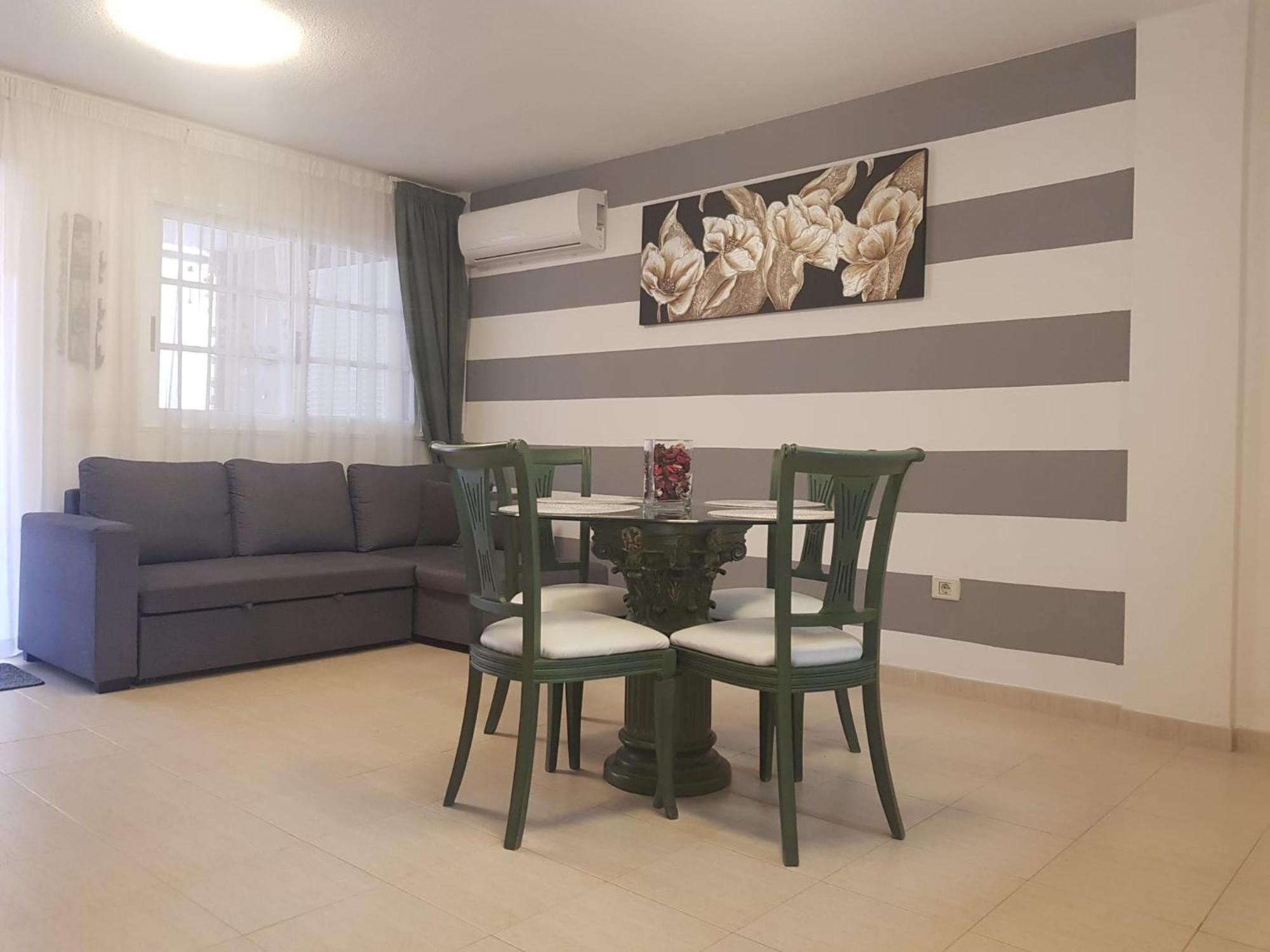 The Heights English Home Los Cristianos  Esterno foto